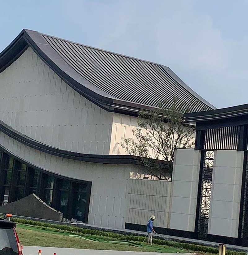 呼和浩特金属屋面板的常见类型有哪些？